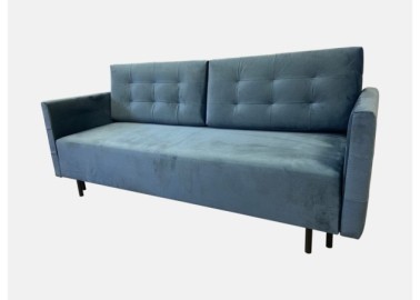 Mėlynos spalvos lietuvių gamybos sofa lova, pagaminta iš aukščiausios kokybės veliūrinio audinio. Sofa su miegojimo funkcija ir patalynės dėže