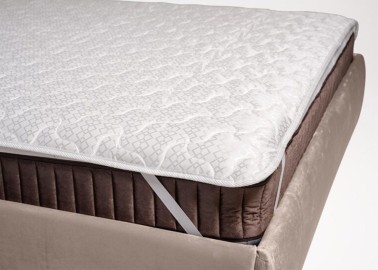 Smėlio spalvos elegantiško dizaino kokybiška tvirta lova su medinėmis grotelėmis, patalynės dėže - veliūrinė Imperija - 120x200, 140x200, 160x200, 180x200