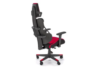 Ši žaidimų kėdė yra ergonomiškai sukurta tam, kad suteiktų išskirtinį komfortą ir palaikymą ilgiems darbo ar žaidimų seansams.

Jos ryškus raudonos ir juodos spalvos dizainas ne tik pritraukia dėmesį, bet ir suteikia stiliaus jūsų erdvei, o reguliuojami elementai užtikrina, kad ji puikiai prisitaikytų prie individualių jūsų poreikių.