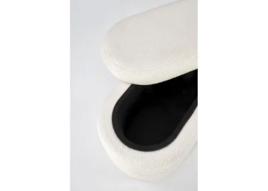 Modernus minkštasuolis „Bliss“ su minkšta boucle sėdyne bei daiktadėžė.

Minimalistinis dizainas, užtikrinantis komfortą ir stiliaus rafinuotumą bet kokioje erdvėje.
