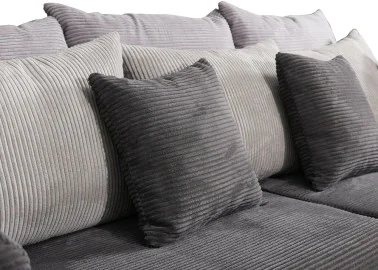 Stilinga ir labai patogi sofa - lova su daugybe minkštų pagalvėlių pilkos spalvos Rob Gol