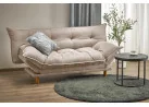 Smėlio spalvos minkšta lyg debesėlis sofa-lova Pillow su minkštu gobeleno paviršiumi, turinti pakeliamu šonu funkciją ir medines kojeles. Universalus baldas, kuris puikiai tinka naudoti tiek sėdėjimui, tiek miegui, pasižymi šiuolaikišku dizainu ir patogumu.