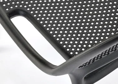 Minimalistinio stiliaus plastikinė juoda kėdė K532, puikiai papildys jūsų interjerą.