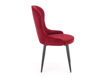 Bordo spalvos klasikinio stiliaus kėdė K366 su rombo formos dygsniais. Tvirtas veliūrinis audinys, stabilios metalinės kojos ir ergonomiška kėdės forma - suteiks ypatingai komfortišką sėdėjimą.