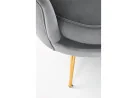 Elegantiška pilkos spalvos veliūrinė sofa Amorinito XL. Ši dvivietė sofa pasiūta iš aukštos kokybės veliūrinio audinio, o kojelės pagamintos iš aukso spalvos milteliniu būdu dažyto plieno.