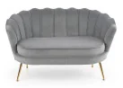 Elegantiška pilkos spalvos veliūrinė sofa Amorinito XL. Ši dvivietė sofa pasiūta iš aukštos kokybės veliūrinio audinio, o kojelės pagamintos iš aukso spalvos milteliniu būdu dažyto plieno.
