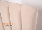 Smėlio spalvos lova KAI-ETN-2 - elegantiško dizaino dvigulė funkcionali lova su patalynės dėže, kietu dugnu ir natūralios medienos grotelėmis. Lova skirta 160x200 cm čiužiniui.