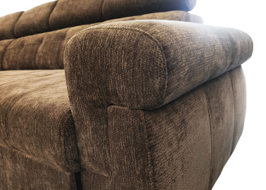 Stilingas, patogus minkštas kampas PYK-ATL su kasdieniam naudojimui tinkama miegojimo funkcija ir patalynės dėže.