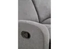 Tai pilkos spalvos dvivietė relaksacinė sofa Oslo 2s su pakeliamų kojų ir reguliuojamu nugaros atlošu, puikiai tinkanti komfortui ir atsipalaidavimui namuose.